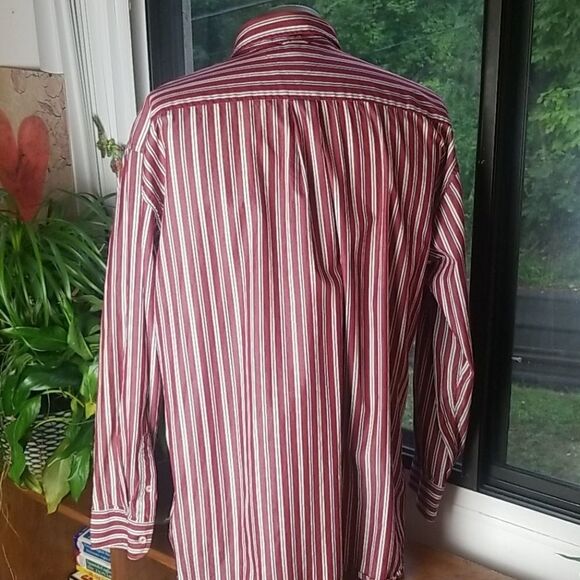 TOMMY HILFIGER BURGUNDY STRIPED BUTTON DOWN - Picture 3 of 5